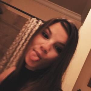 Meet your Posher, Olivia